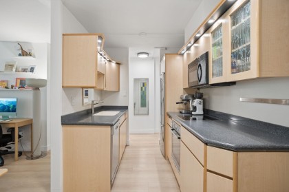 Photo 23 at 202 - 1867 W 3rd Avenue, Kitsilano, Vancouver West