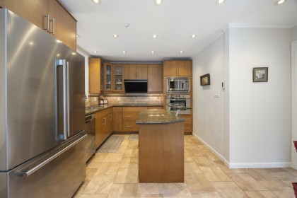 Photo 16 at 3608 W 7th Avenue, Kitsilano, Vancouver West