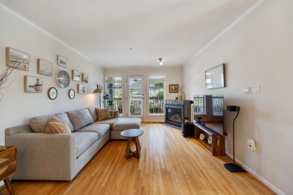 Photo 7 at 3608 W 7th Avenue, Kitsilano, Vancouver West