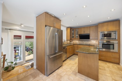 Photo 15 at 3608 W 7th Avenue, Kitsilano, Vancouver West
