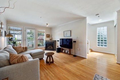 Photo 8 at 3608 W 7th Avenue, Kitsilano, Vancouver West