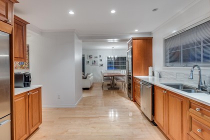 Photo 6 at 6431 Rosebery Avenue, Horseshoe Bay WV, West Vancouver