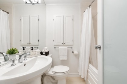 Photo 9 at 6431 Rosebery Avenue, Horseshoe Bay WV, West Vancouver