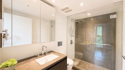 Photo 16 at 808 - 1561 W 57th Avenue, South Granville, Vancouver West