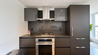 Photo 4 at 808 - 1561 W 57th Avenue, South Granville, Vancouver West