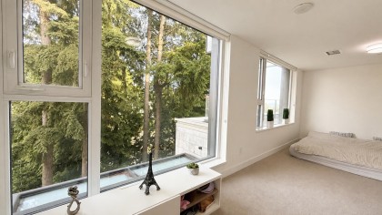 Photo 8 at 808 - 1561 W 57th Avenue, South Granville, Vancouver West