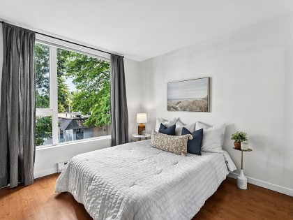 Photo 10 at 309 - 3089 Oak Street, Vancouver West
