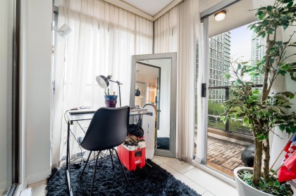 Photo 14 at 506 - 989 Beatty Street, Yaletown, Vancouver West