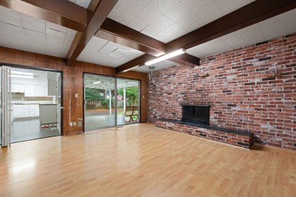 Photo 7 at 1042 W 48th Avenue, South Granville, Vancouver West