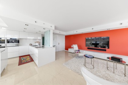 Photo 16 at 606 - 1288 Marinaside Crescent, Yaletown, Vancouver West