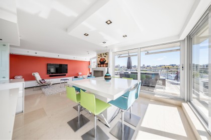 Photo 14 at 606 - 1288 Marinaside Crescent, Yaletown, Vancouver West