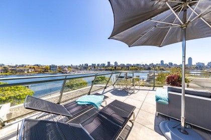 Photo 31 at 606 - 1288 Marinaside Crescent, Yaletown, Vancouver West