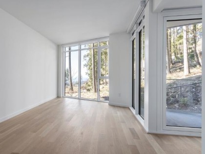 Photo 3 at 304 - 3963 Uplands Way, Cypress Park Estates, West Vancouver