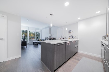 Photo 6 at 402 - 5033 Cambie Street, Cambie, Vancouver West