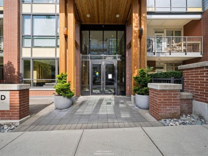 Photo 4 at 213 - 2651 Library Lane, Lynn Valley, North Vancouver
