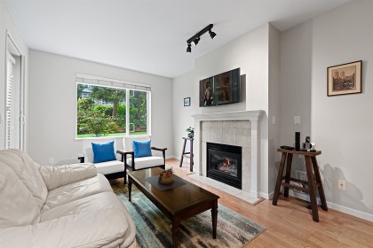 Photo 8 at 208 - 3608 Deercrest Drive, Roche Point, North Vancouver