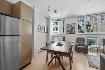 Photo 6 at 402 - 1072 Hamilton Street, Yaletown, Vancouver West