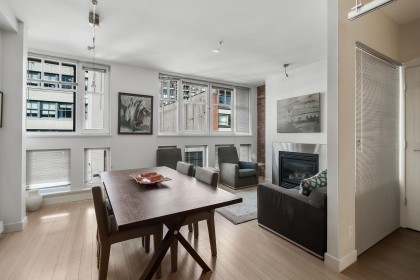 Photo 7 at 402 - 1072 Hamilton Street, Yaletown, Vancouver West