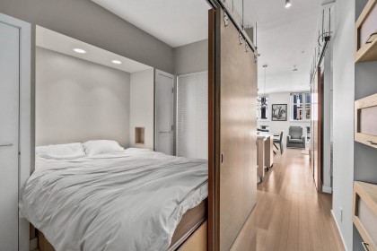 Photo 14 at 402 - 1072 Hamilton Street, Yaletown, Vancouver West