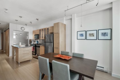 Photo 11 at 402 - 1072 Hamilton Street, Yaletown, Vancouver West