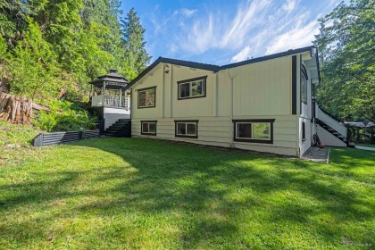 Photo 39 at 3870 Emerald Drive, Edgemont, North Vancouver