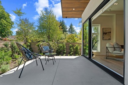 Photo 2 at 5489 Larch Street, Vancouver West