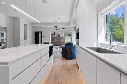 Photo 11 at 5485 Larch Street, Vancouver West