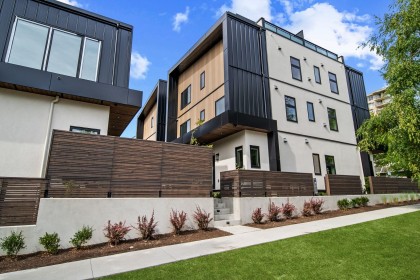 Photo 1 at 2535 W 39th Avenue, Vancouver West