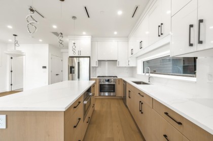 Photo 13 at 1 - 950 W 17th Avenue, Cambie, Vancouver West