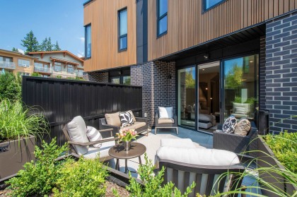 Photo 4 at 3181 Canfield Crescent, Edgemont, North Vancouver