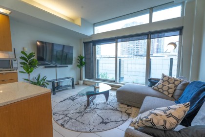 Photo 3 at 709 - 33 W Pender Street, Downtown VW, Vancouver West