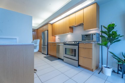Photo 14 at 709 - 33 W Pender Street, Downtown VW, Vancouver West