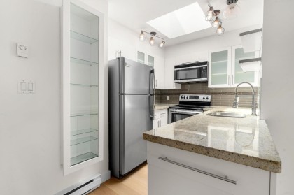 Photo 16 at 404 - 1562 W 5th Avenue, False Creek, Vancouver West