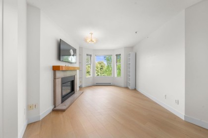 Photo 5 at 404 - 1562 W 5th Avenue, False Creek, Vancouver West
