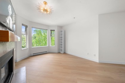 Photo 8 at 404 - 1562 W 5th Avenue, False Creek, Vancouver West