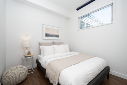 Photo 17 at 402 - 1061 Marine Drive, Norgate, North Vancouver