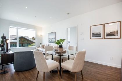 Photo 7 at 402 - 1061 Marine Drive, Norgate, North Vancouver