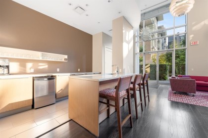Photo 19 at 404 - 1616 Columbia Street, False Creek, Vancouver West