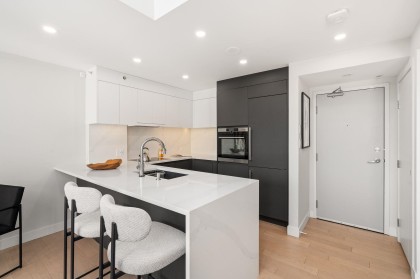 Photo 9 at 608 - 1238 Richards Street, Yaletown, Vancouver West