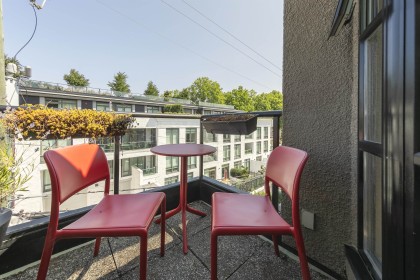 Photo 10 at 301 - 3673 W 11th Avenue, Kitsilano, Vancouver West