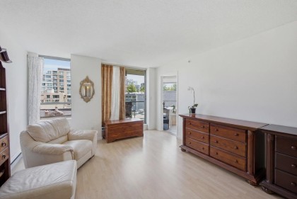 Photo 7 at 504 - 2288 Pine Street, Fairview VW, Vancouver West