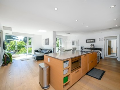 Photo 7 at 204 - 7128 Adera Street, South Granville, Vancouver West