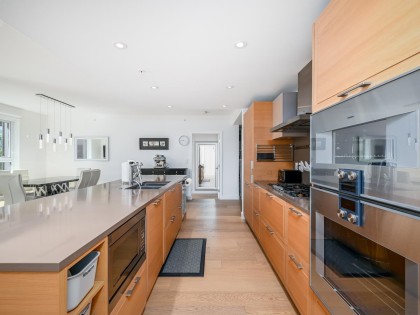 Photo 10 at 204 - 7128 Adera Street, South Granville, Vancouver West