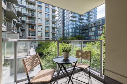 Photo 3 at 301 - 138 W 1st Avenue, False Creek, Vancouver West