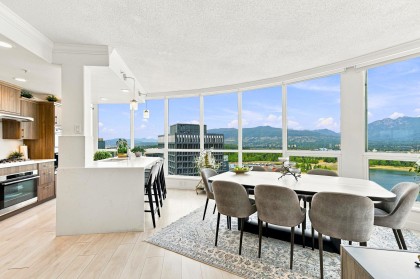 Photo 14 at 3306 - 1111 W Pender Street, Coal Harbour, Vancouver West