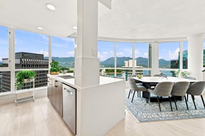 Photo 18 at 3306 - 1111 W Pender Street, Coal Harbour, Vancouver West