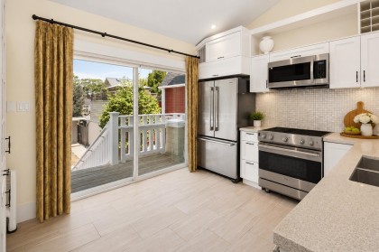 Photo 16 at 3541 W 8th Avenue, Kitsilano, Vancouver West