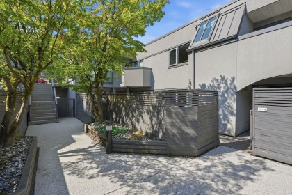 Photo 2 at 1344 W 7th Avenue, Fairview VW, Vancouver West