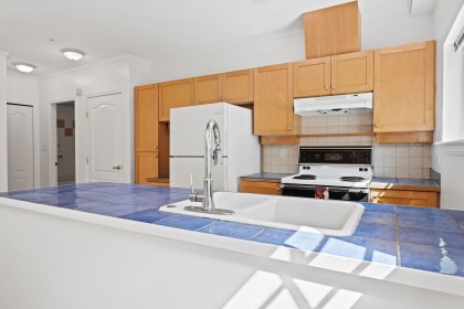 Photo 6 at 3027 W 7th Avenue, Kitsilano, Vancouver West