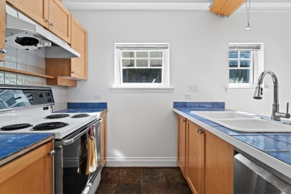 Photo 7 at 3027 W 7th Avenue, Kitsilano, Vancouver West